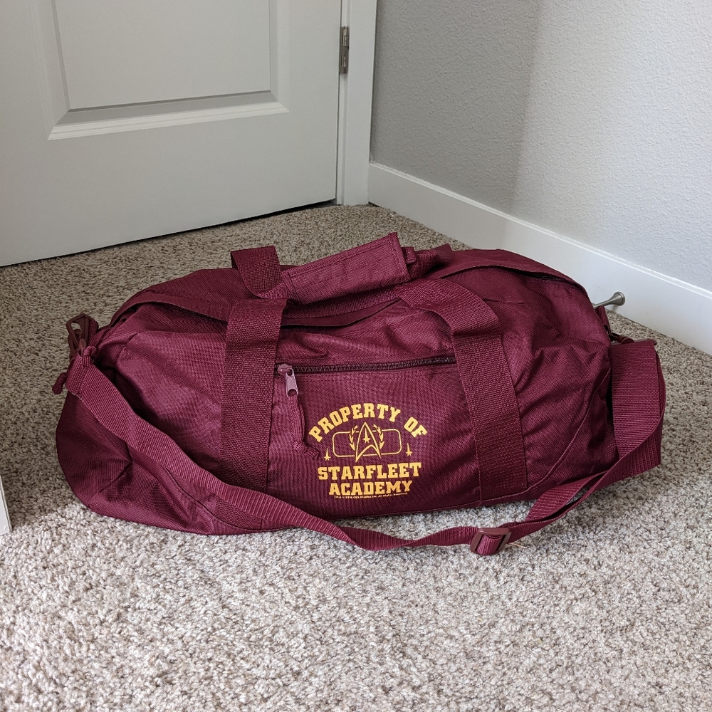 Starfleet Academy Duffel Bag in Maroon / Star Trek Official Merch